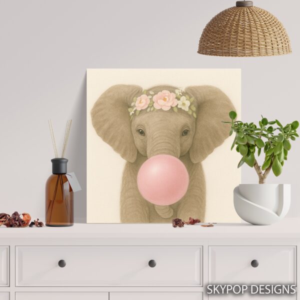 Elephant Bubble Gum Art