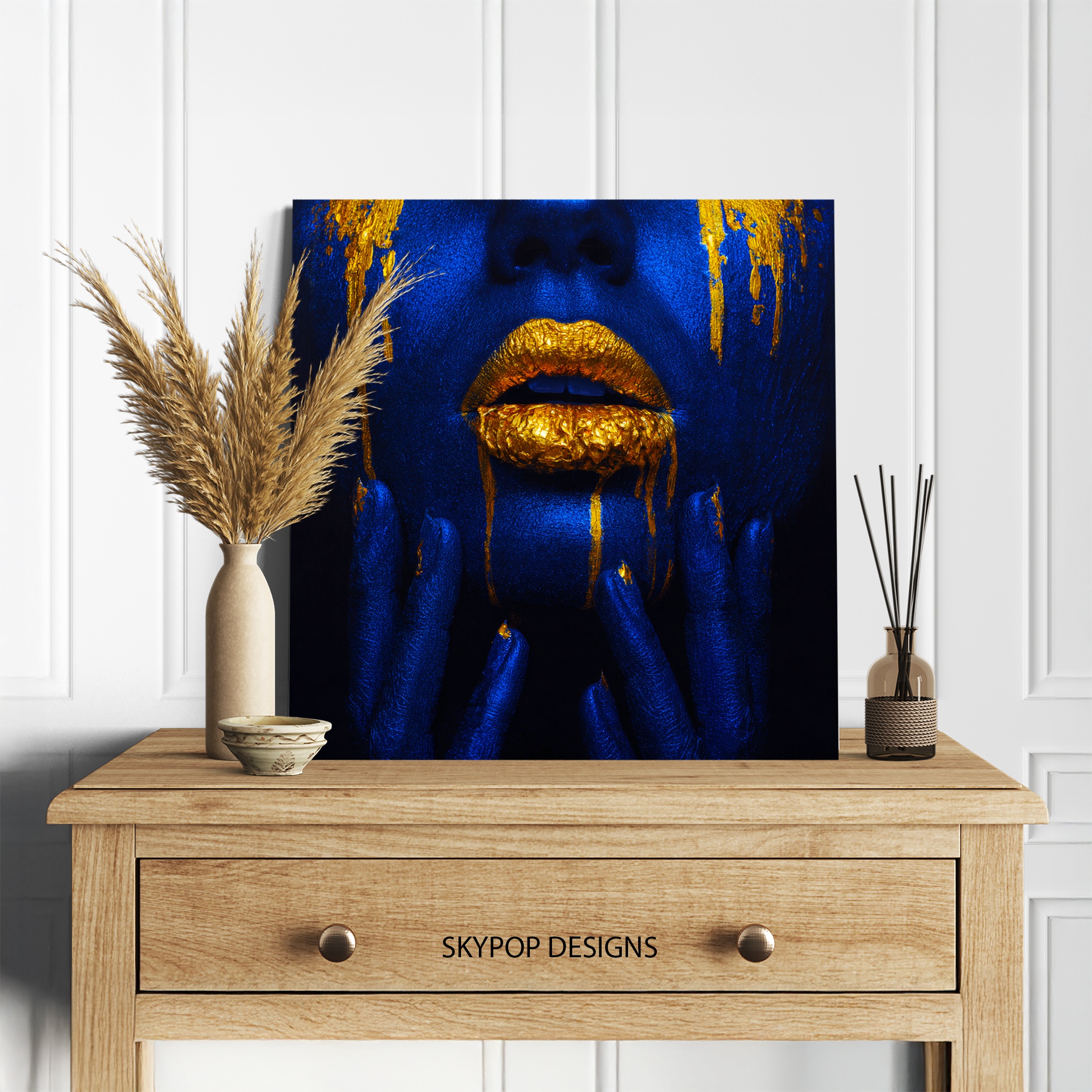 5.jpg Golden Lips Art