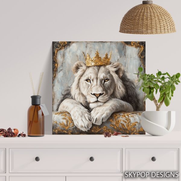 Lion Crown Art