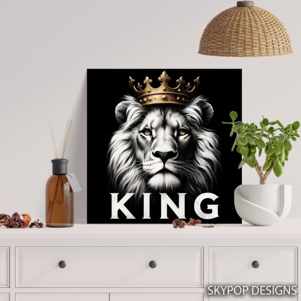 Lion Crown Art