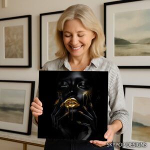Golden Lips Art