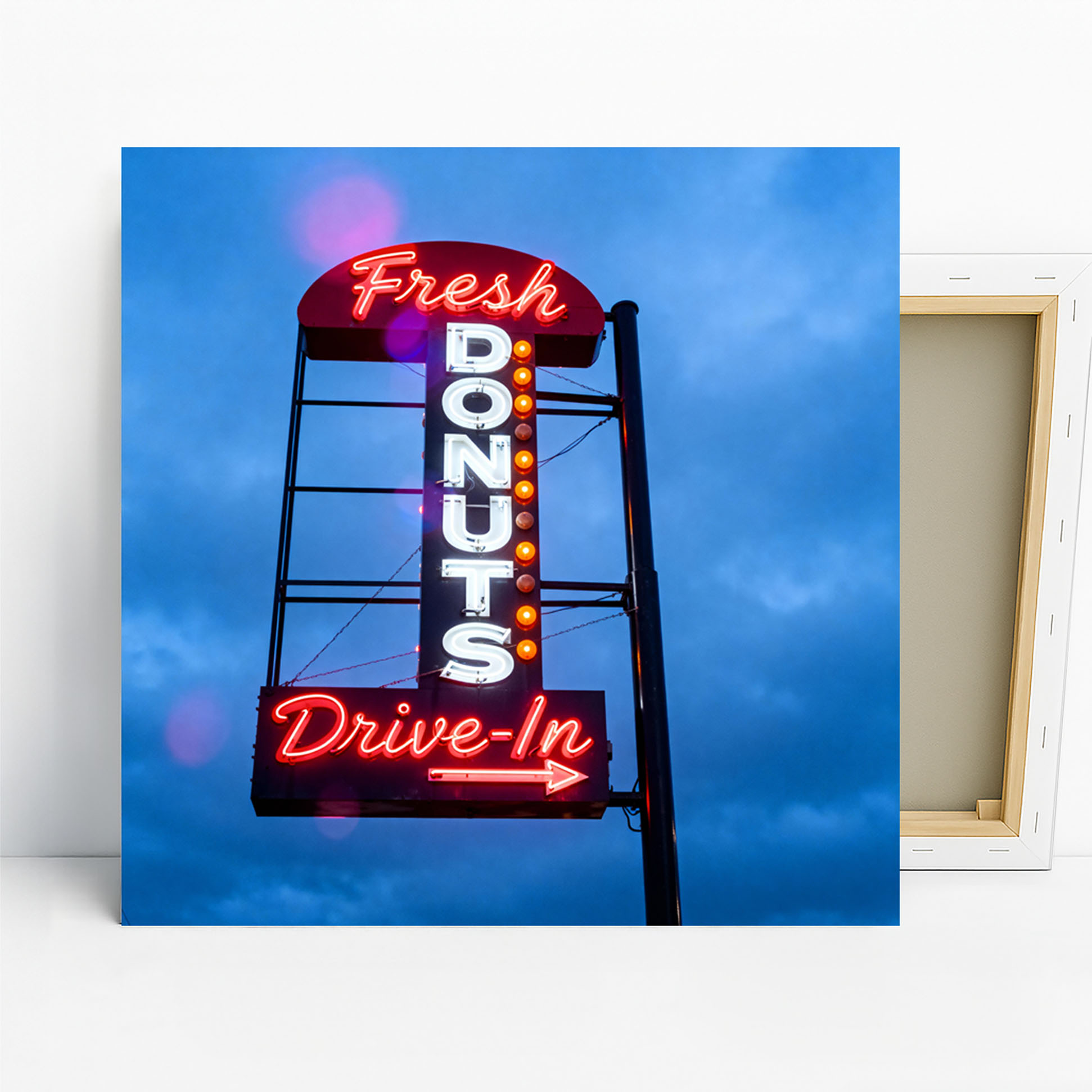 1.jpg Donuts Drive-In Neon Art